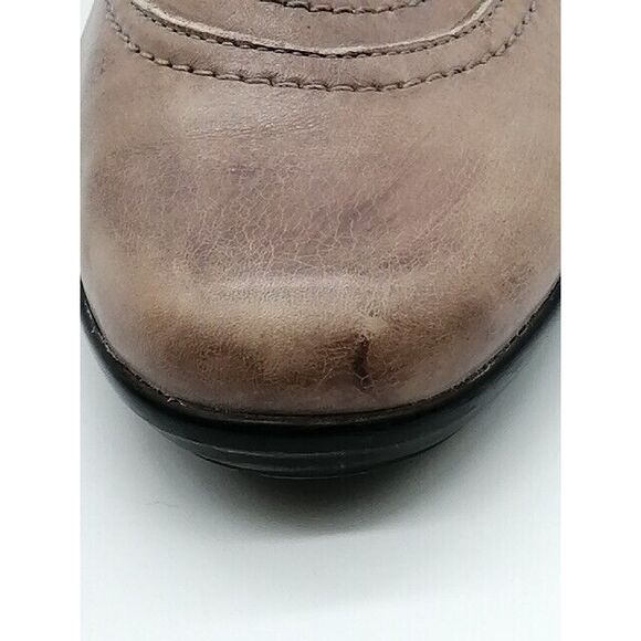 Clarks Pumps Womens Brown 10 Slip On Mary Jane Leather Buckle Strap Low Heel - Picture 11 of 12